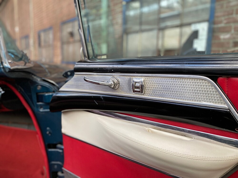 Buick Roadmaster Convertible 76 C V8 Cabriolet 1954