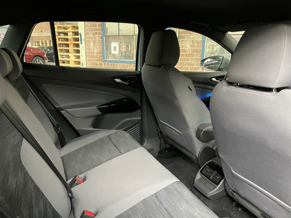 Volkswagen ID.4 Pro Performance 77kWh 204hp 2021 Manufacturer's Warranty