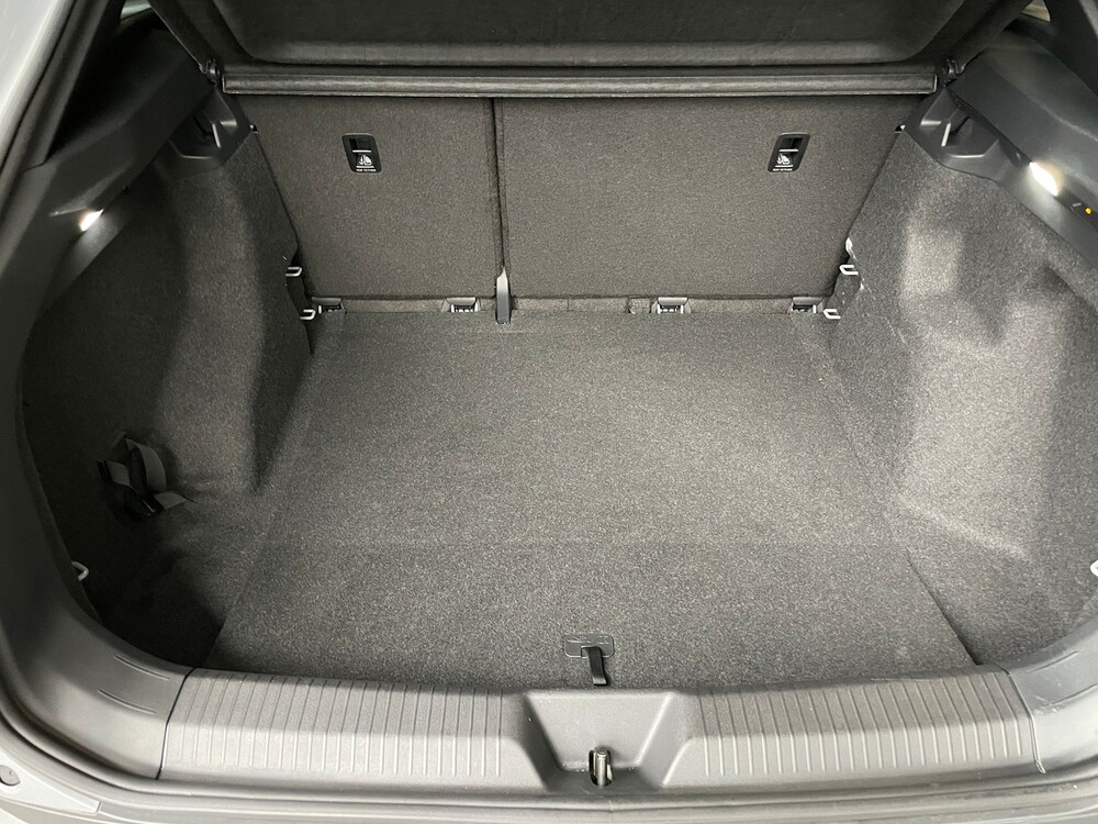 Volkswagen ID.4 Pro Performance 77kWh 204hp 2021 Manufacturer's Warranty