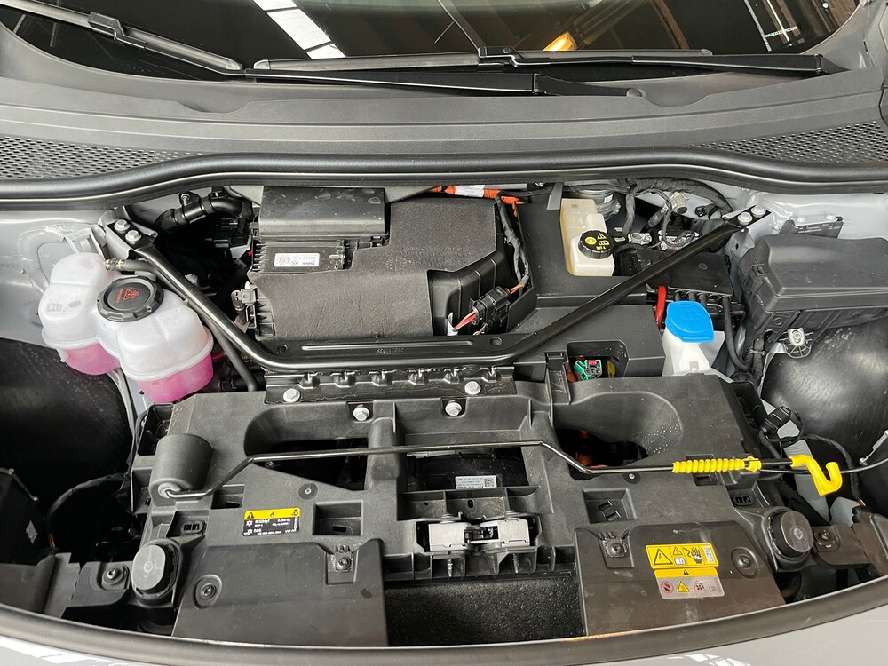 Volkswagen ID.4 Pro Performance 77kWh 204hp 2021 Manufacturer's Warranty