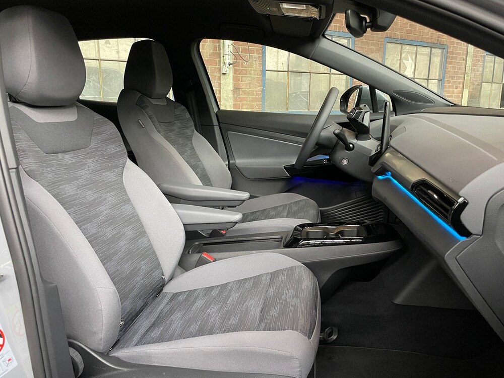 Volkswagen ID.4 Pro Performance 77kWh 204hp 2021 Manufacturer's Warranty