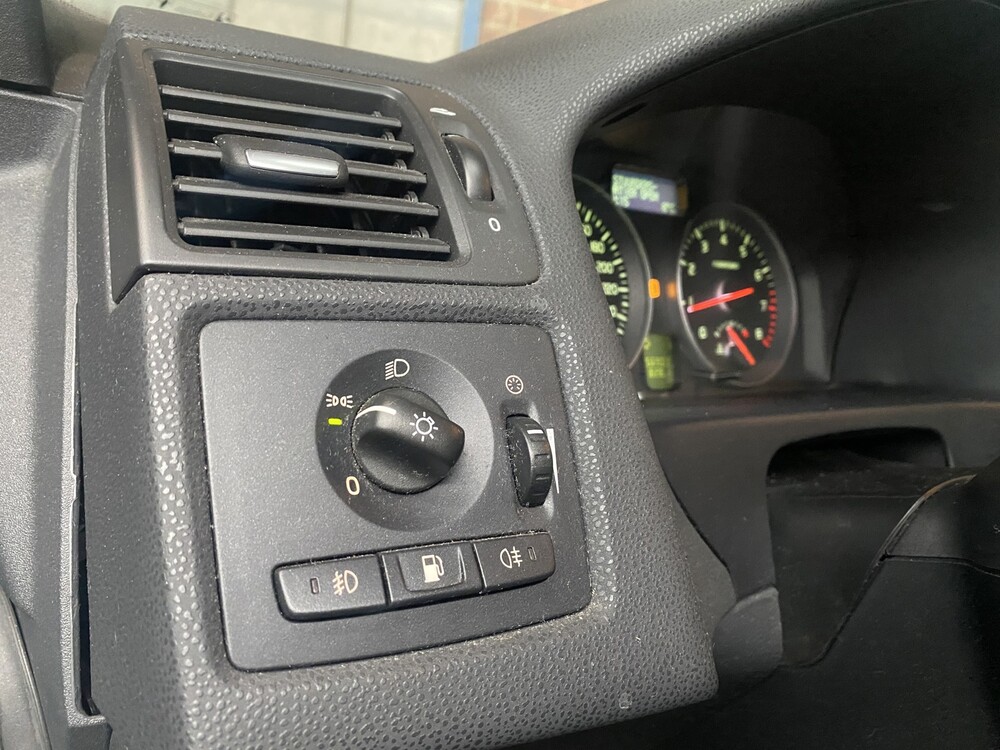 Volvo C70 Convertible 2.4 Summum 140hp 2007, 83-XL-SB