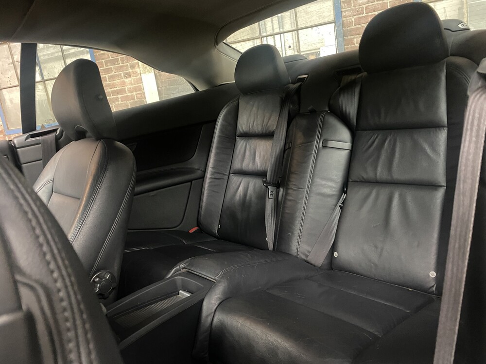 Volvo C70 Convertible 2.4 Summum 140hp 2007, 83-XL-SB