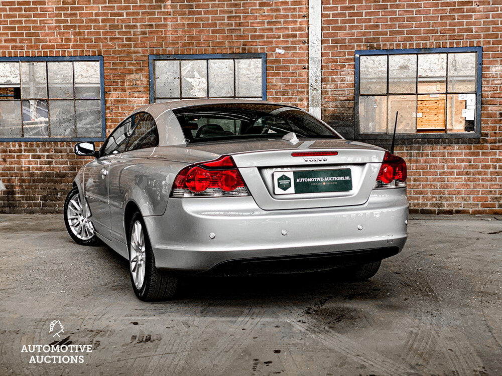 Volvo C70 Convertible 2.4 Summum 140hp 2007, 83-XL-SB