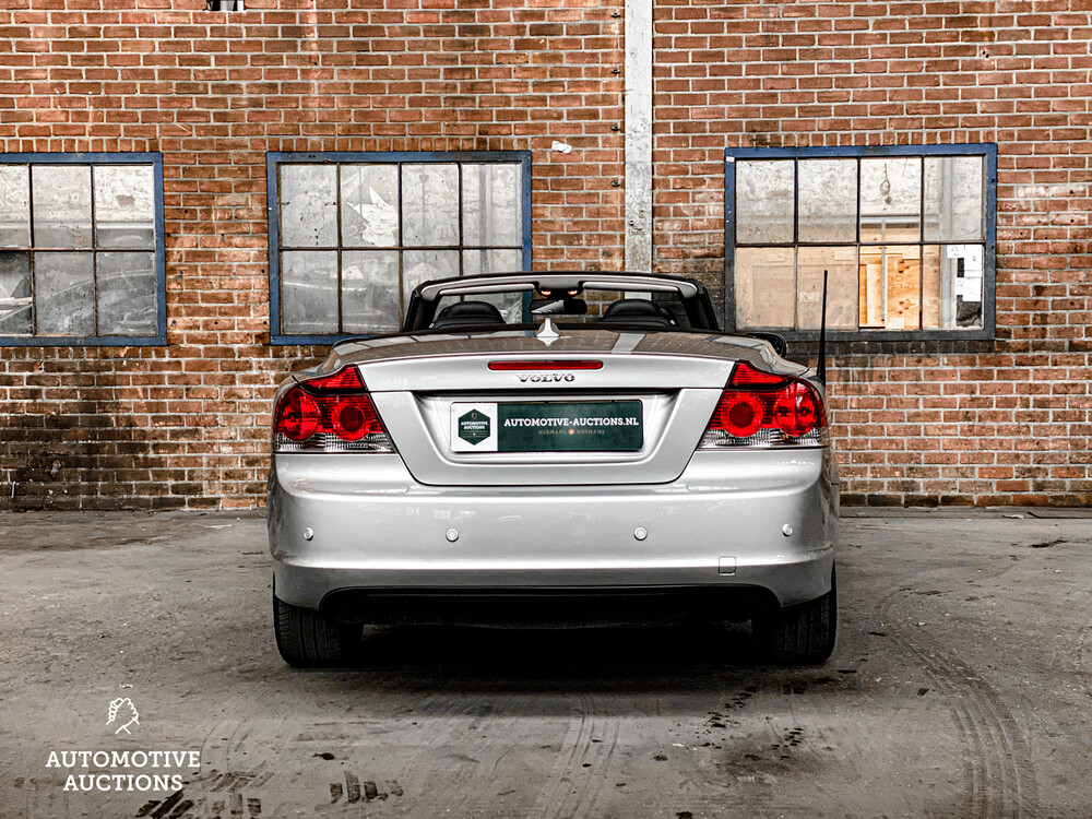 Volvo C70 Convertible 2.4 Summum 140hp 2007, 83-XL-SB