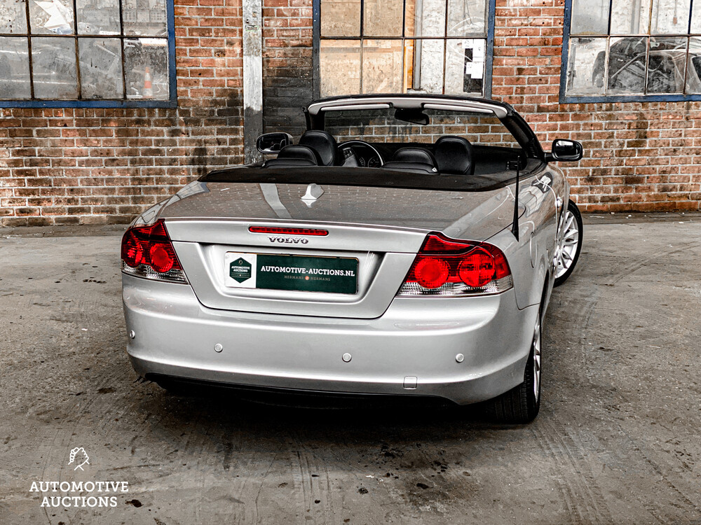 Volvo C70 Convertible 2.4 Summum 140hp 2007, 83-XL-SB