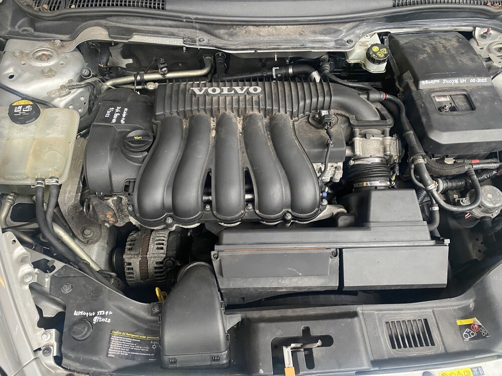 Volvo C70 Convertible 2.4 Summum 140hp 2007, 83-XL-SB