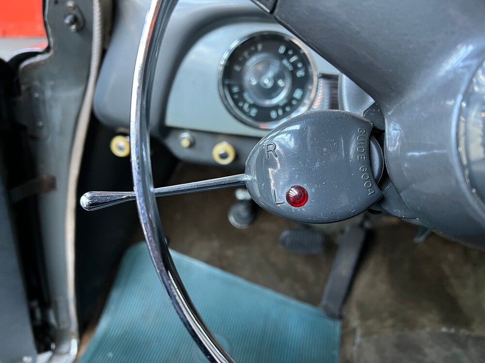 Powerglide Deluxe 1951, 32-XL-66