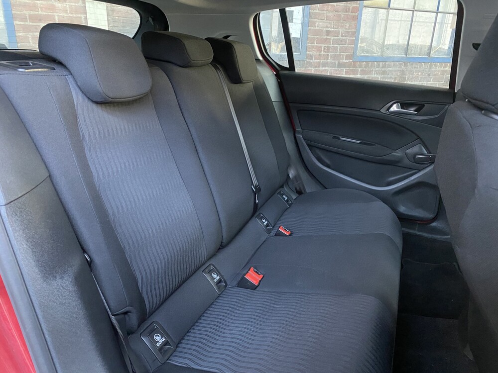 Peugeot 308 1.2 PureTech Access 110hp 2018, RF-126-N