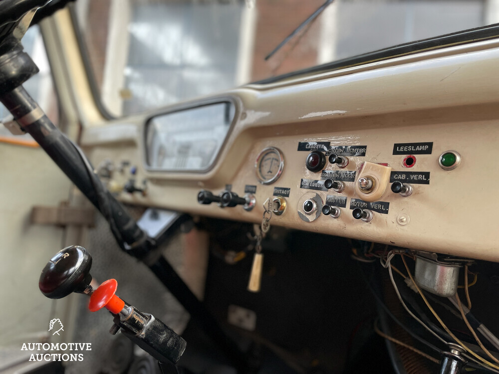 Ford Fire Engine 3.9 V8 1954, PB-47-78