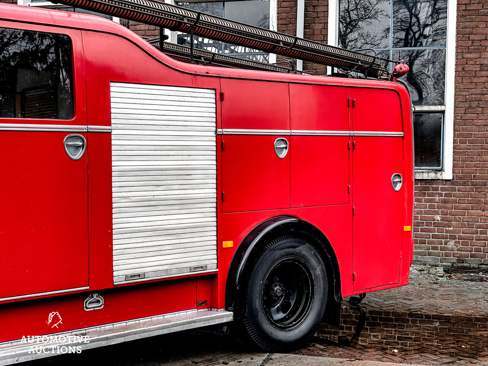 Ford Fire Engine 3.9 V8 1954, PB-47-78