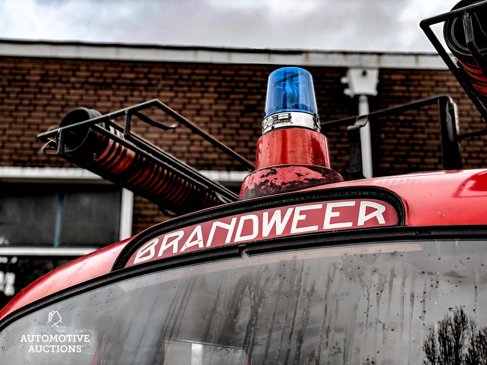 Ford Fire Engine 3.9 V8 1954, PB-47-78