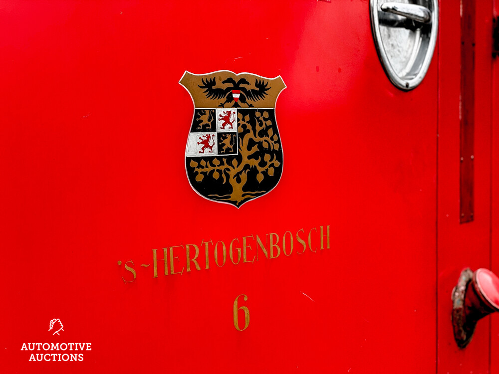 Ford Fire Engine 3.9 V8 1954, PB-47-78