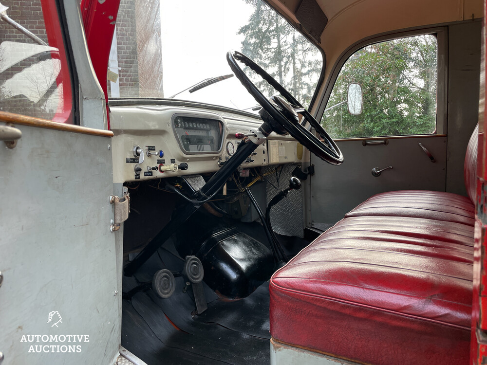 Ford Fire Engine 3.9 V8 1954, PB-47-78