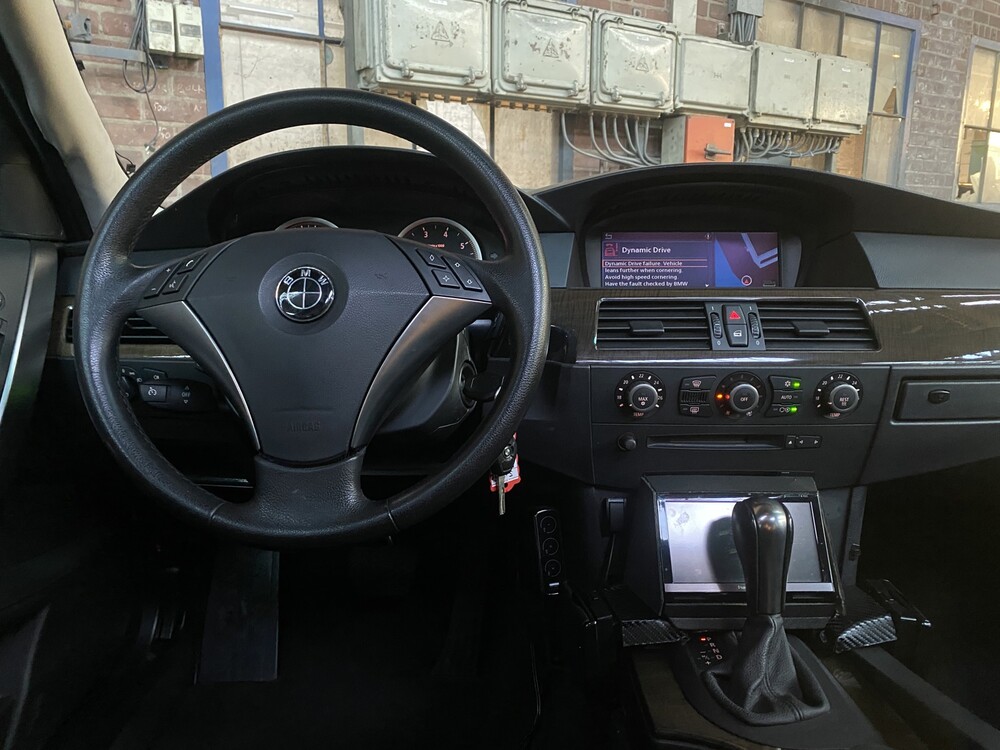 BMW 545i Executive E60 4.4 V8 333hp 2004 5 Series -Youngtimer-