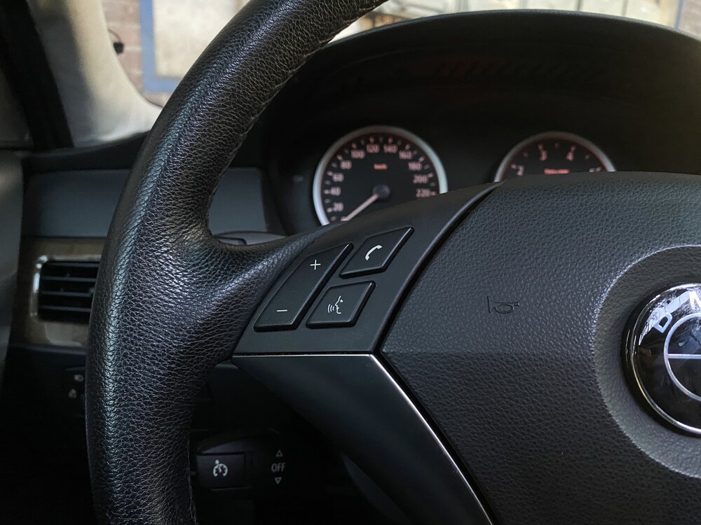 BMW 545i Executive E60 4.4 V8 333hp 2004 5 Series -Youngtimer-