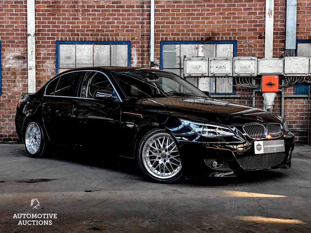 BMW 545i Executive E60 4.4 V8 333hp 2004 5 Series -Youngtimer-