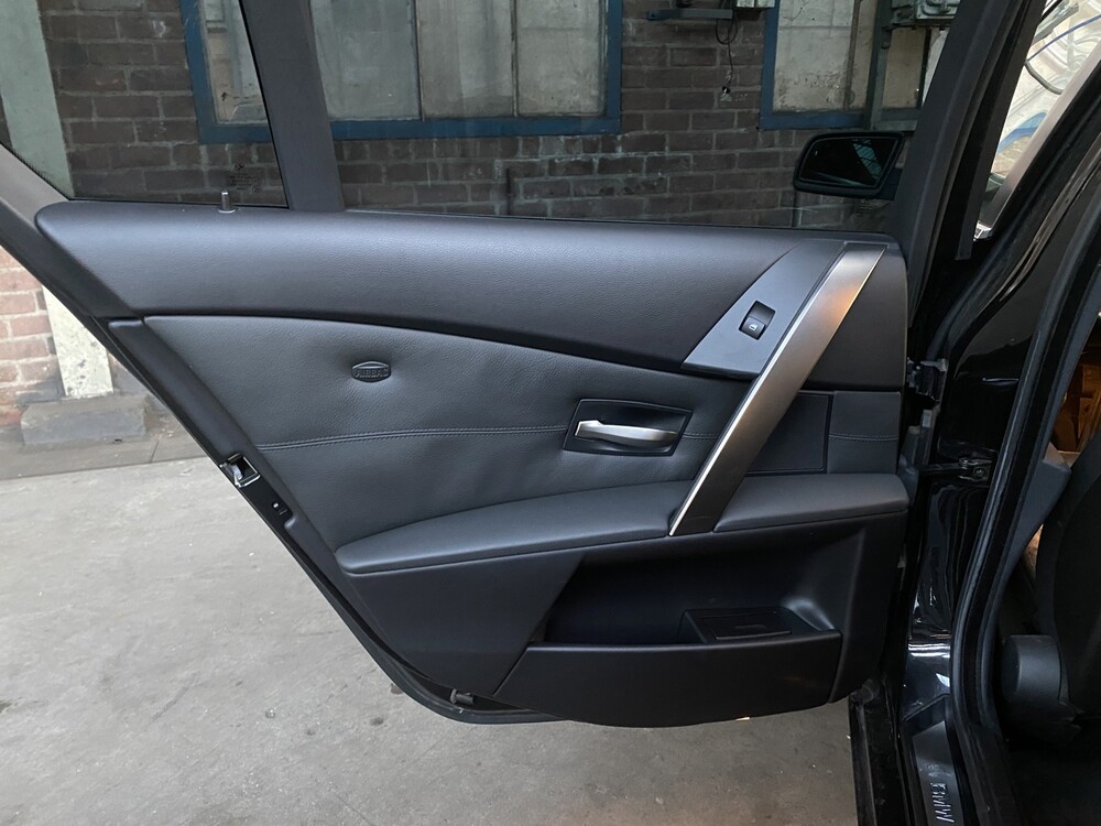 BMW 545i Executive E60 4.4 V8 333hp 2004 5 Series -Youngtimer-