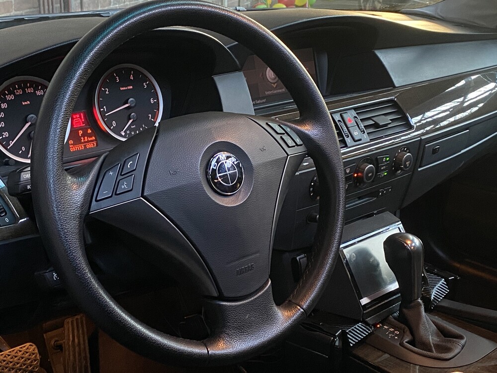 BMW 545i Executive E60 4.4 V8 333hp 2004 5 Series -Youngtimer-