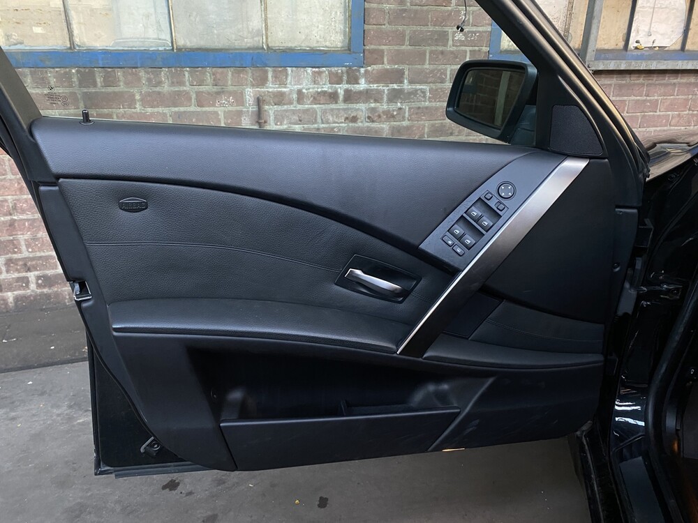 BMW 545i Executive E60 4.4 V8 333hp 2004 5 Series -Youngtimer-