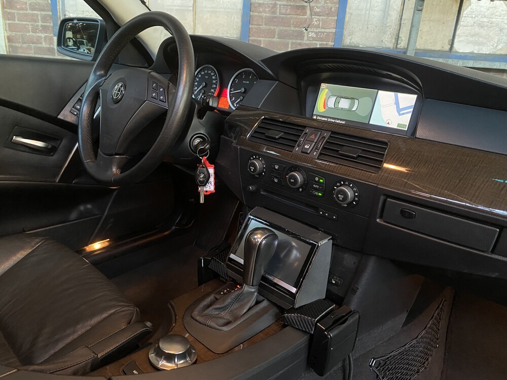 BMW 545i Executive E60 4.4 V8 333hp 2004 5 Series -Youngtimer-