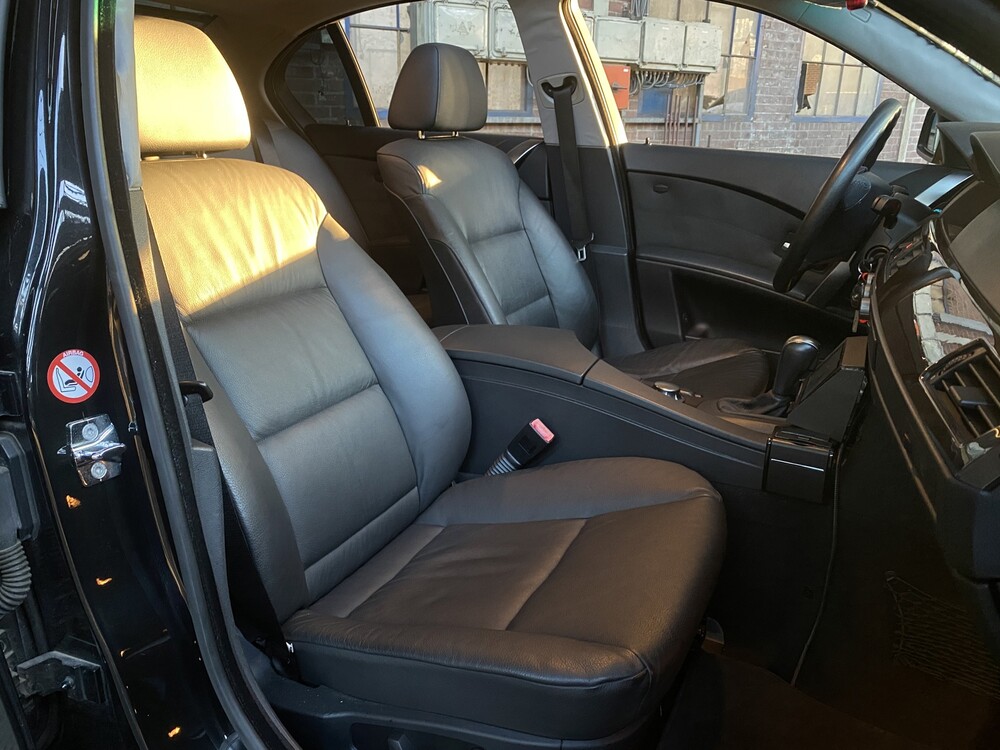 BMW 545i Executive E60 4.4 V8 333hp 2004 5 Series -Youngtimer-