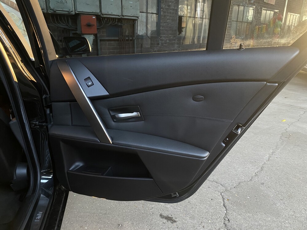 BMW 545i Executive E60 4.4 V8 333hp 2004 5 Series -Youngtimer-