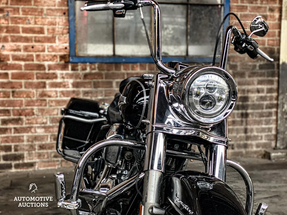 2014 Harley-Davidson Road King FLHR Cruiser