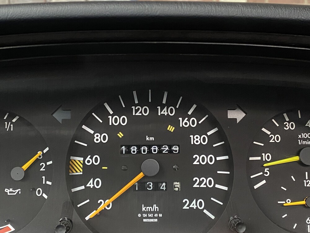 Mercedes-Benz 300CE W124 1989 -Orig. NL-, TV-39-JG