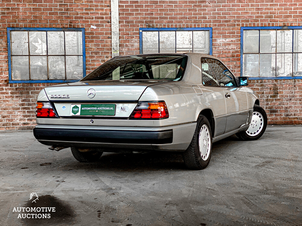 Mercedes-Benz 300CE W124 1989 -Orig. NL-, TV-39-JG