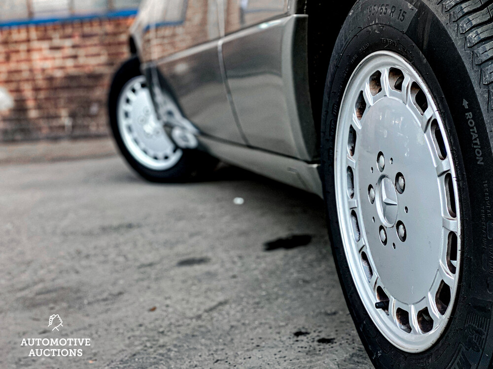 Mercedes-Benz 300CE W124 1989 -Orig. NL-, TV-39-JG