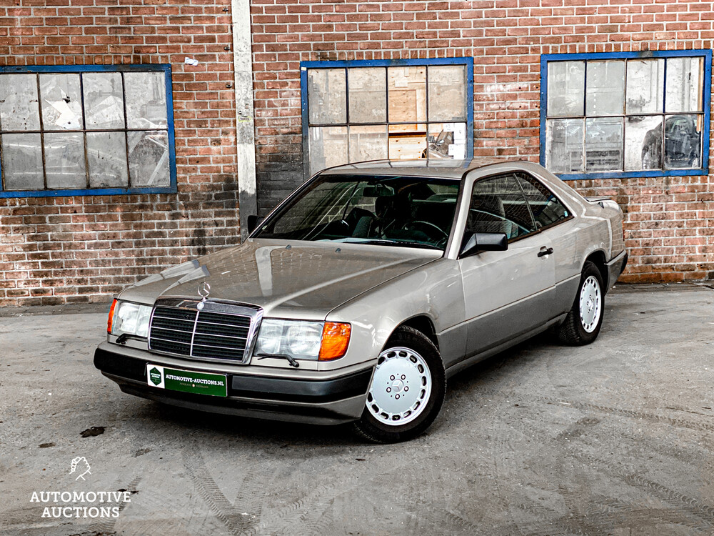 Mercedes-Benz 300CE W124 1989 -Orig. NL-, TV-39-JG