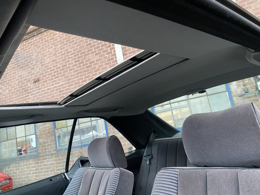 Mercedes-Benz 300CE W124 1989 -Orig. NL-, TV-39-JG