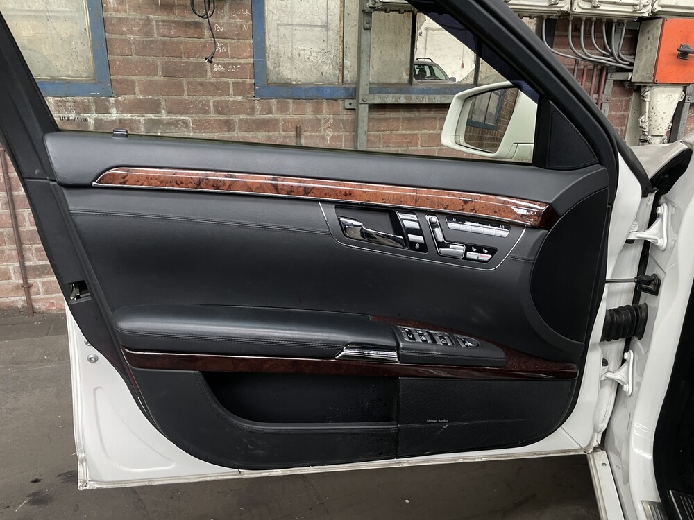 Mercedes-Benz S600 Long 5.0 V12 517hp 2006 S-Class 