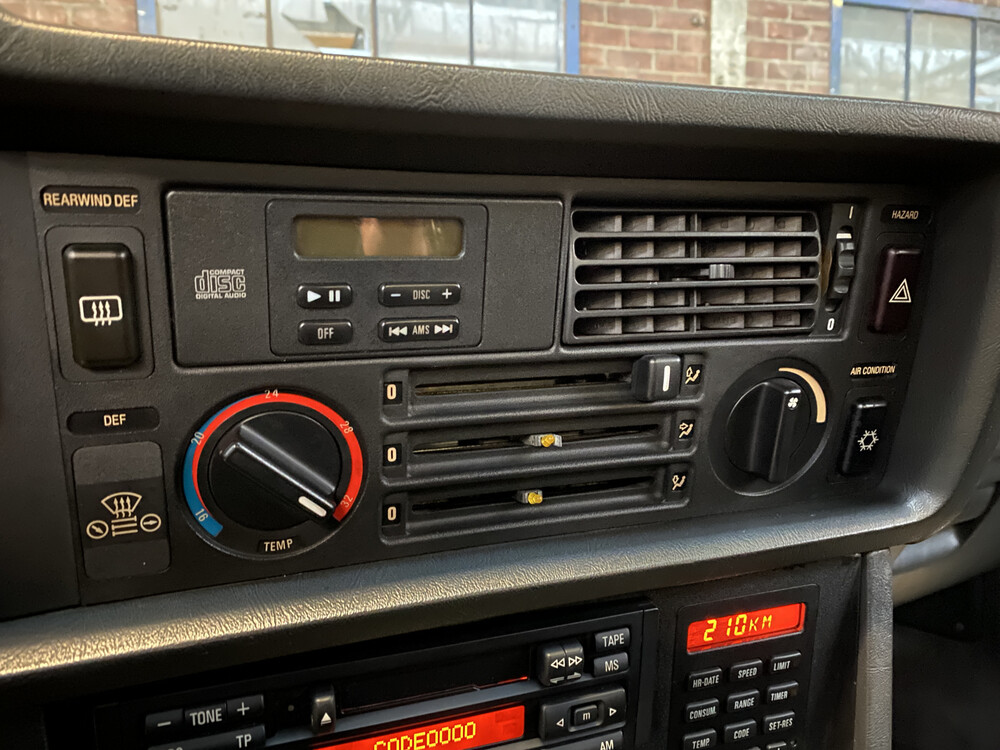 BMW 635CSI Coupe 211hp 1989 6-Series