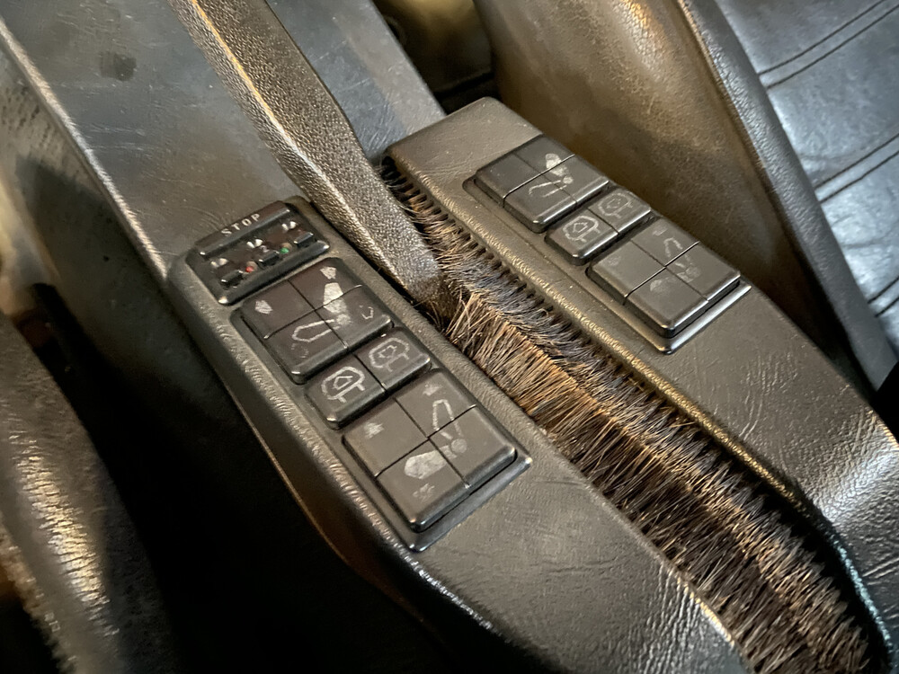 BMW 635CSI Coupe 211hp 1989 6-Series