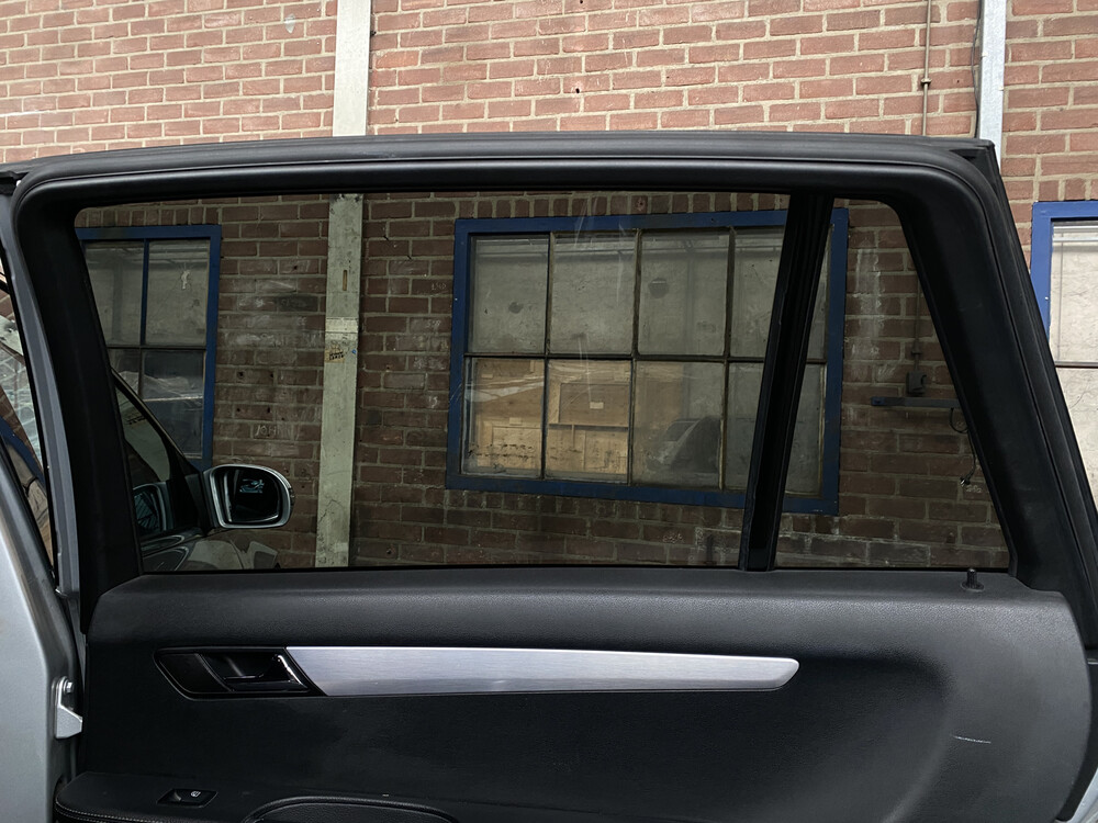 Mercedes-Benz R320 CDI Long 4Matic R-Class 225hp 2008 7-Person, 68-HPG-5