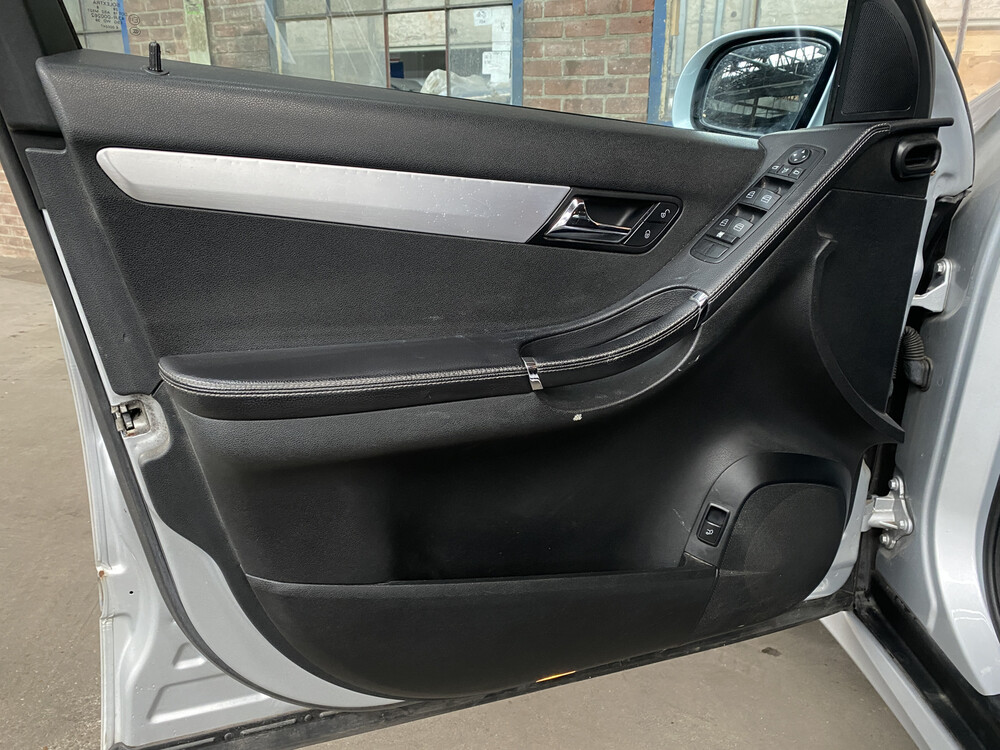 Mercedes-Benz R320 CDI Long 4Matic R-Class 225hp 2008 7-Person, 68-HPG-5