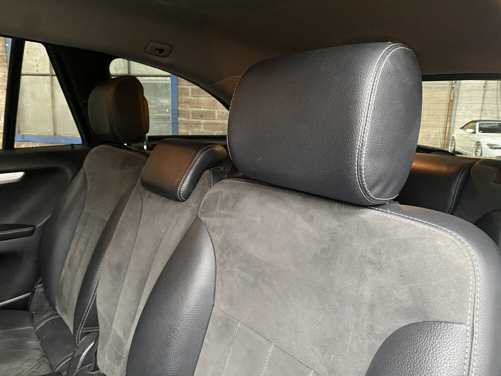 Mercedes-Benz R320 CDI Long 4Matic R-Class 225hp 2008 7-Person, 68-HPG-5