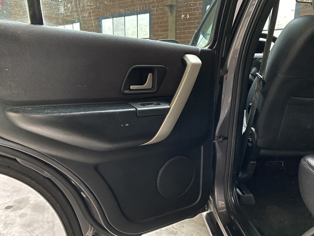 Land Rover Freelander Station Wagon 2.5 V6 S 177hp 2005 -Org. NL-, 76-RN-TZ