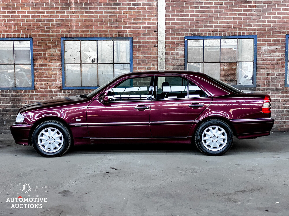 Mercedes-Benz C180 Sport 122hp 1998 C-class, R-234-LL