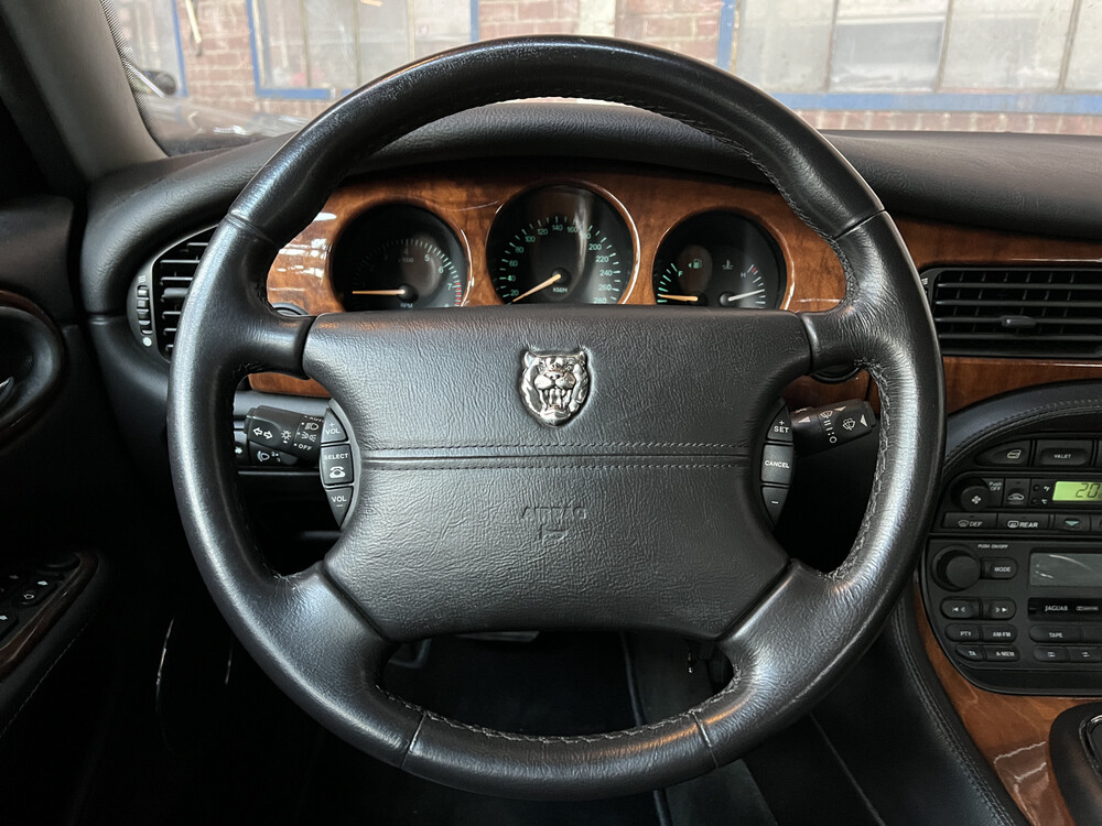 Jaguar Sovereign XJ8 3.2 V8, J-782-XT