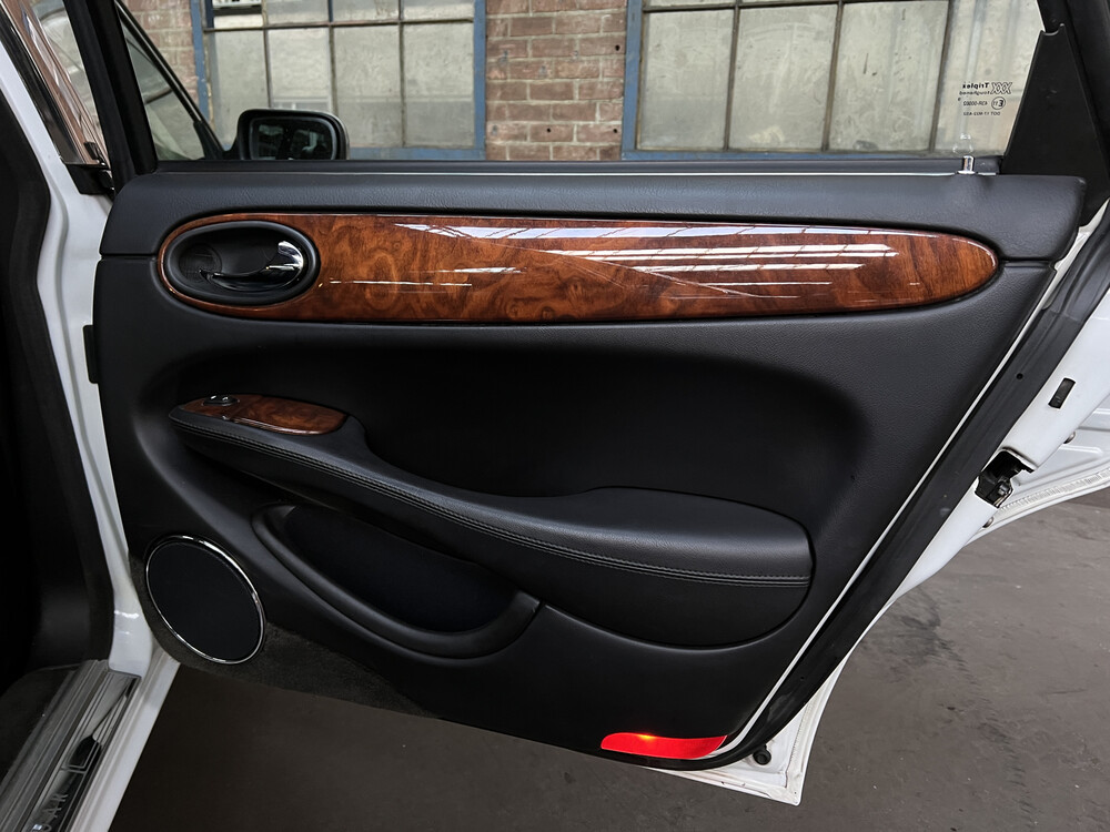 Jaguar Sovereign XJ8 3.2 V8, J-782-XT