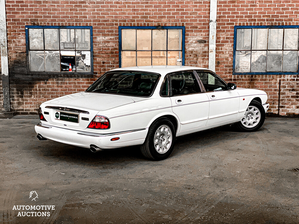 Jaguar Sovereign XJ8 3.2 V8, J-782-XT