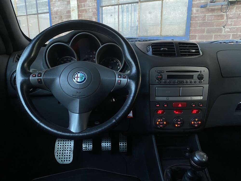 Alfa Romeo 147 GTA 3.2 V6 24V 250hp 2003 -Youngtimer-