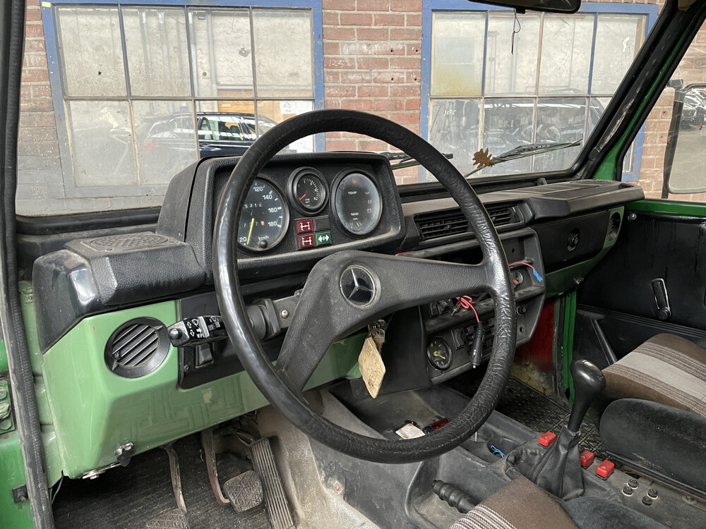 Mercedes-Benz 300gd 88hp 1980 G-Class, R-171-NT