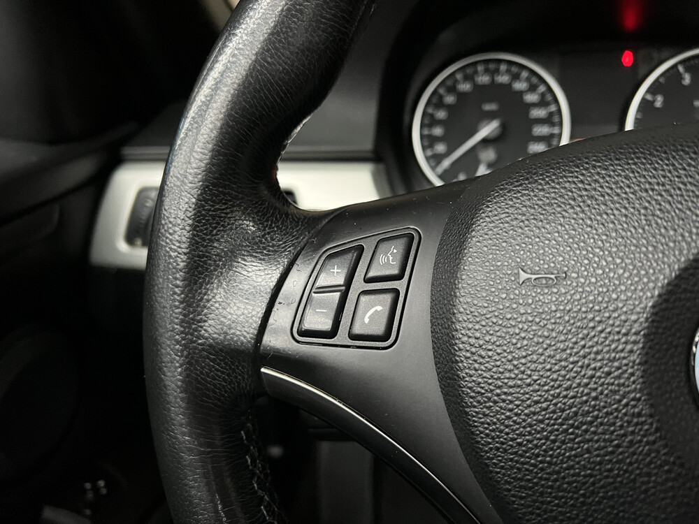 BMW 320i Cabriolet 3 Series 170hp 2008, G-542-RS