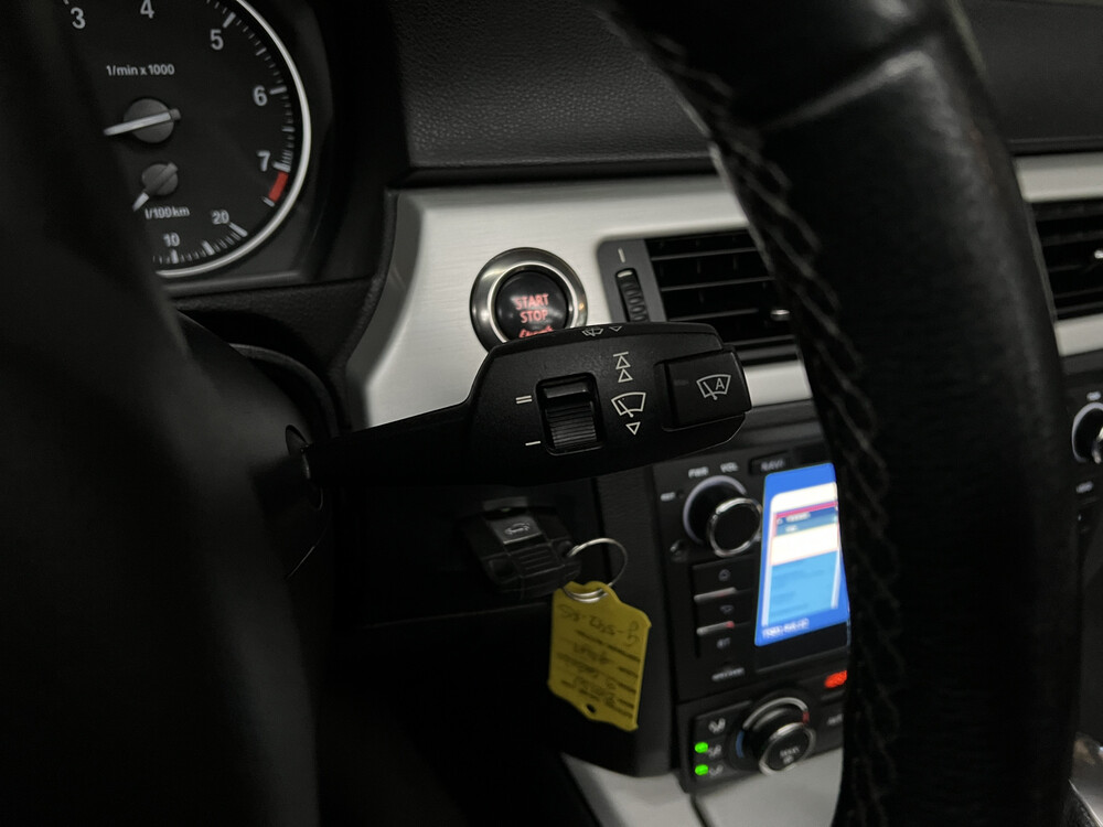 BMW 320i Cabriolet 3 Series 170hp 2008, G-542-RS