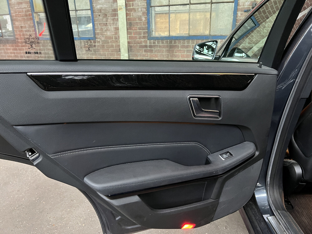 Mercedes-Benz E200 Estate BlueTEC Ambition Avantgarde E-class 136hp 2016, KR-459-L