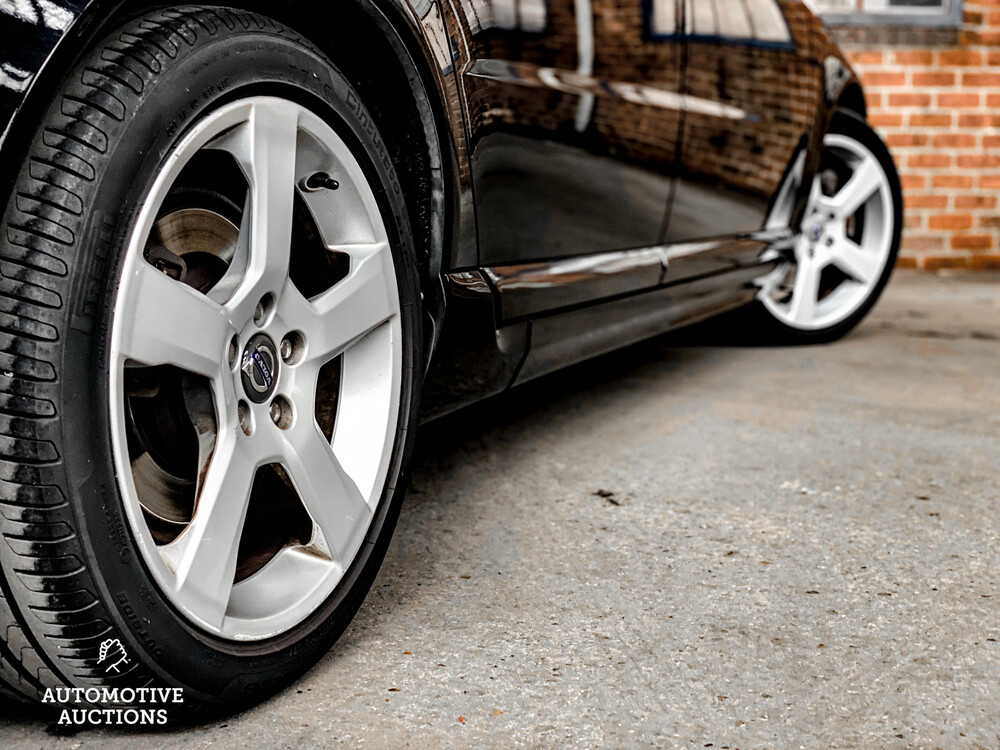 Volvo V70 R-Edition 203hp 2011 -Orig NL-, 62-PBB-1